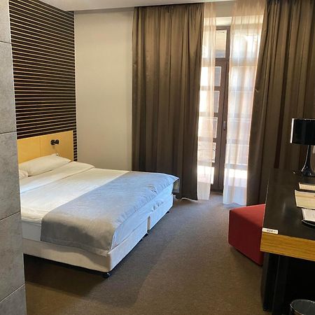 Park Hotel Switzerland Obariv Bagian luar foto