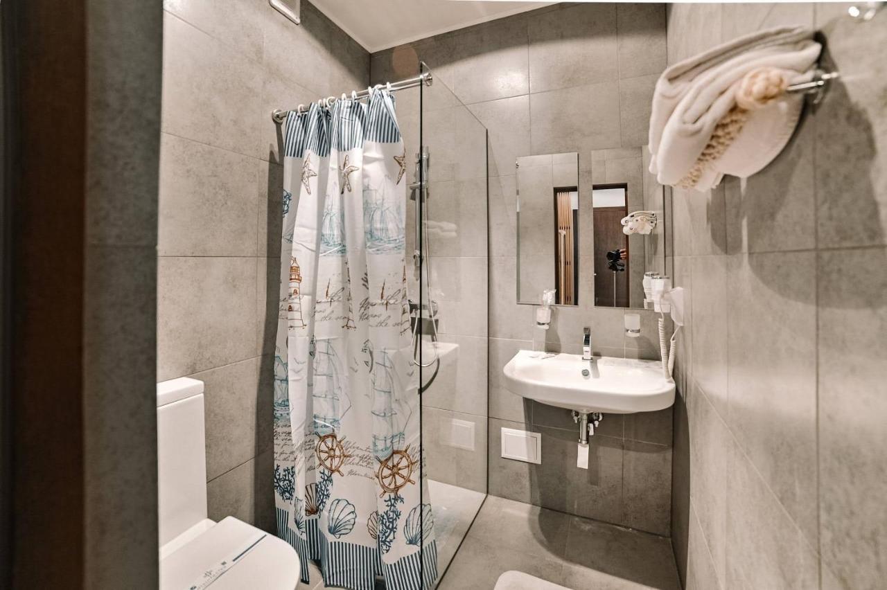 Park Hotel Switzerland Obariv Bagian luar foto