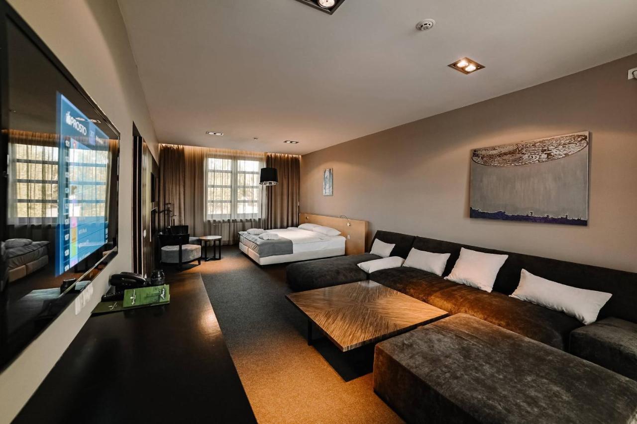 Park Hotel Switzerland Obariv Bagian luar foto